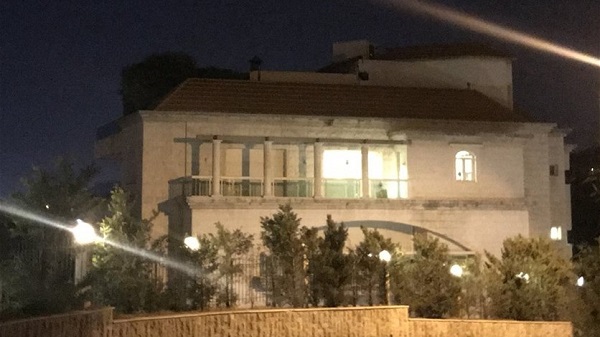 منزل نجوى كرم في لبنان
