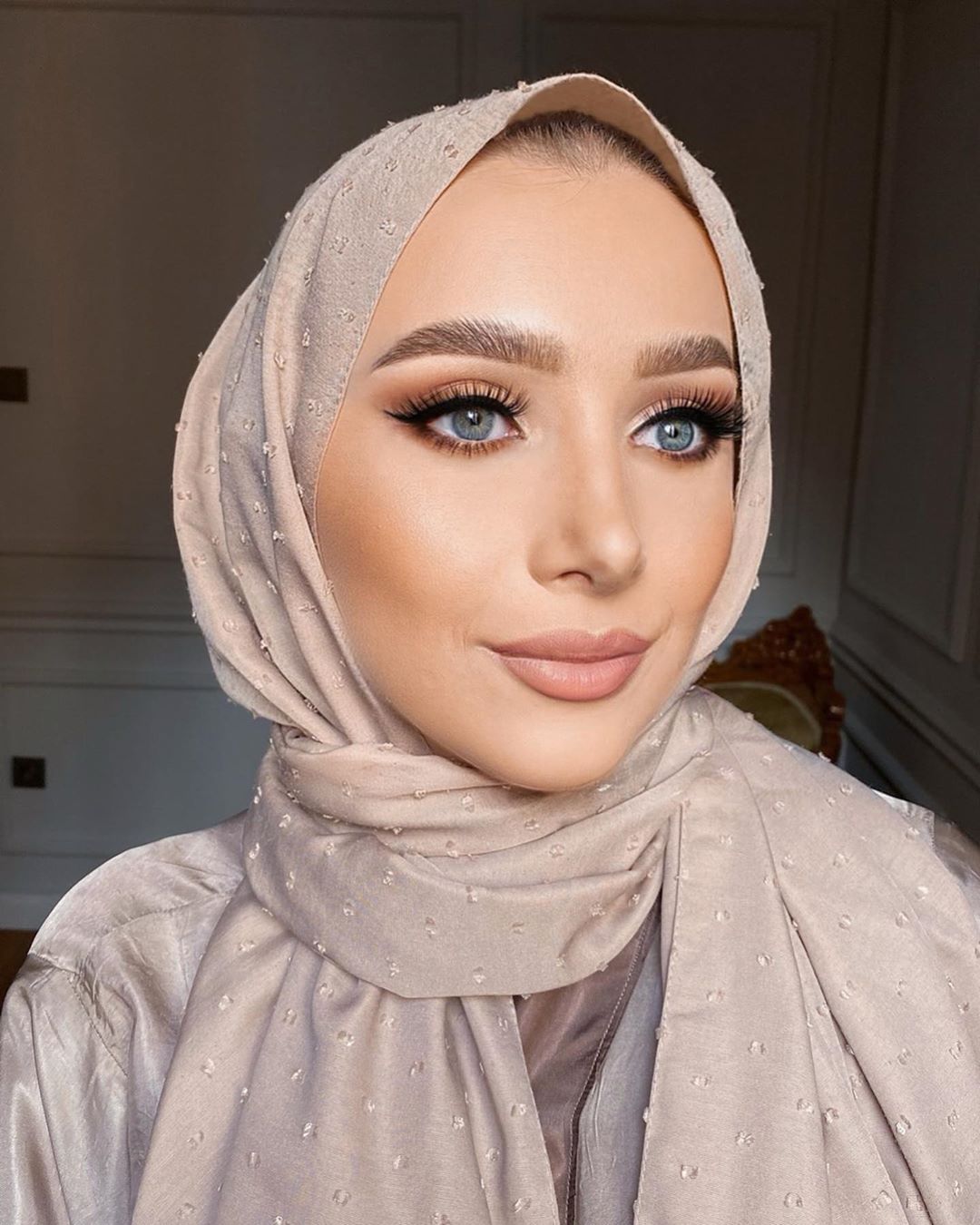 المكياج المناسب مع الحجاب