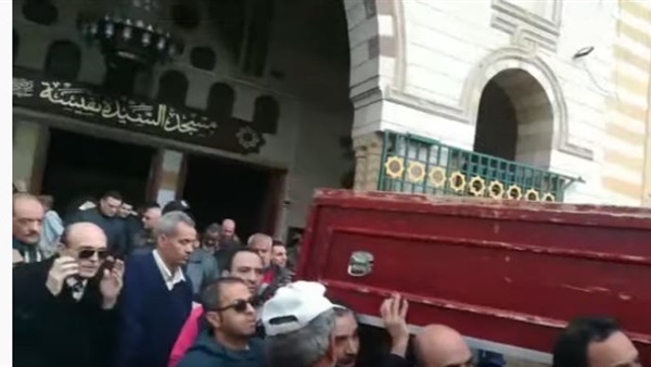محمد صبحي بالجنازة 