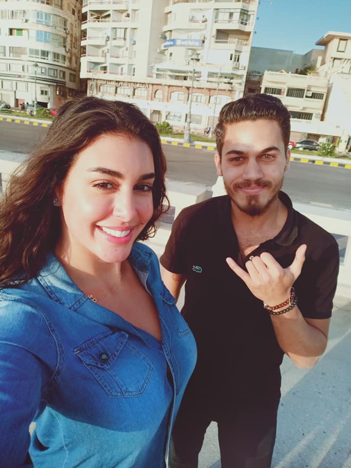 أحمد أبو هشيمة وزوجته ياسمين صبري 