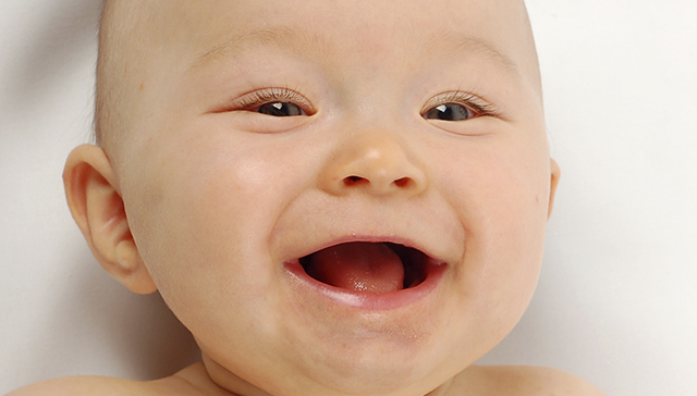 الفازلين علاج لاكزيما الرضع