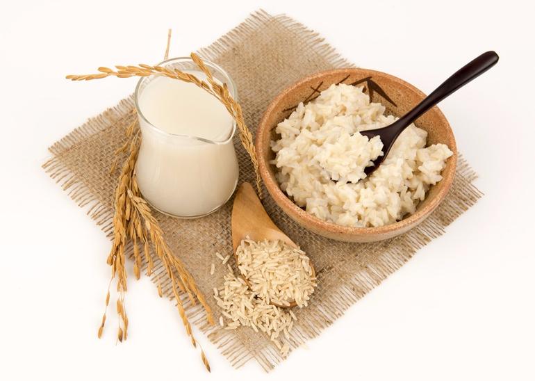 فوائد الأرز للشعر الخشن