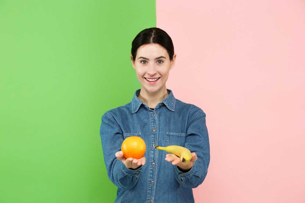 beautiful-close-up-portrait-young-woman-with-fruits.jpg